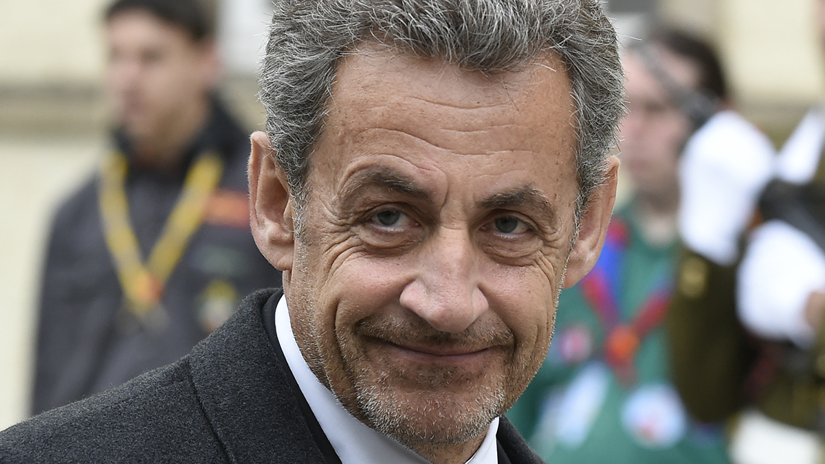 L’ex presidente francese Nicolas Sarkozy è stato arrestato in tribunale
