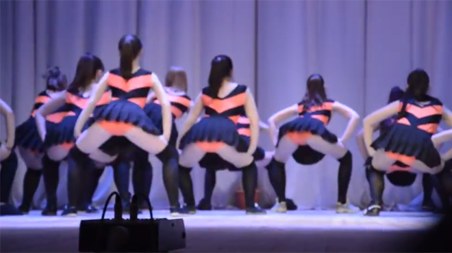 La danse ULTRA SEXY de ces jeunes filles fait SCANDALE en Russie (vidéo) - RTL People