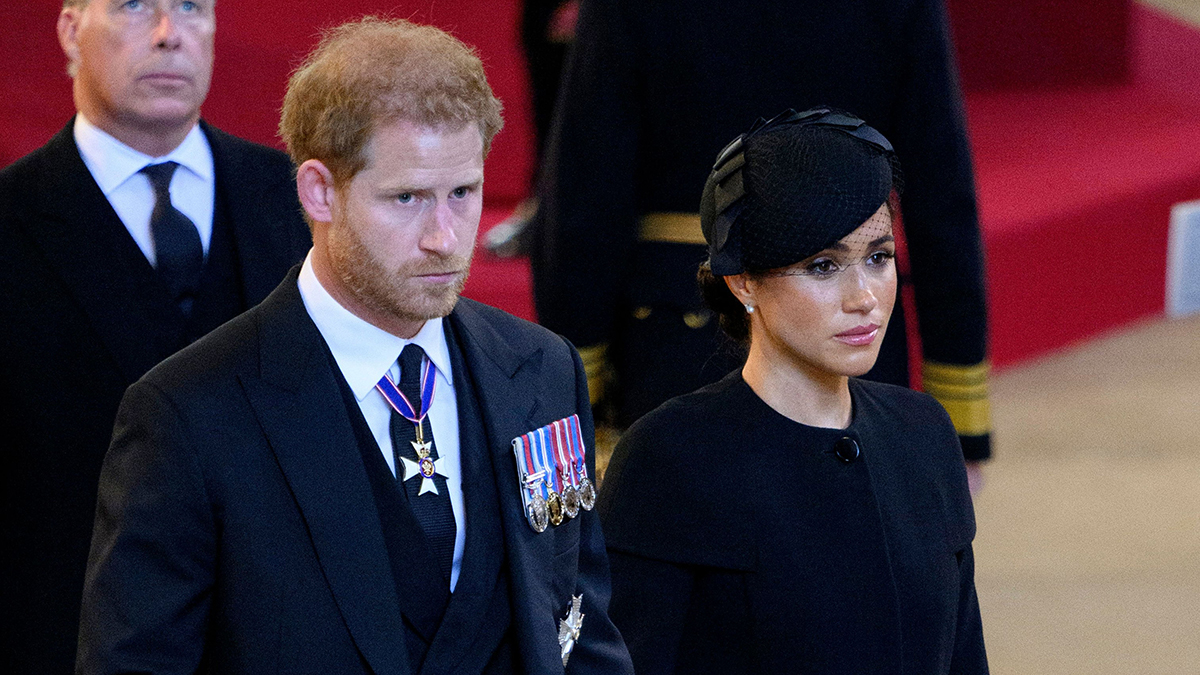 Harry e Meghan sono “non invitati” da una festa prima del funerale della regina