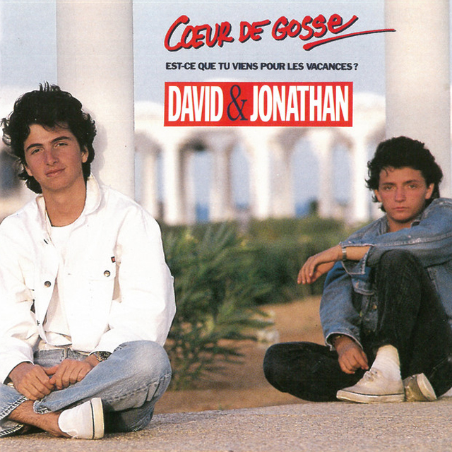 Est-ce que tu viens pour les vacances?