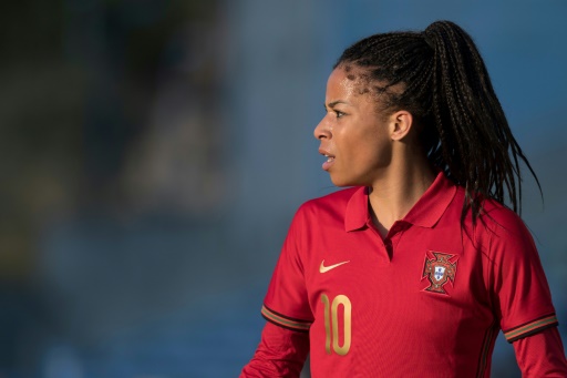 Euro Ladies: Surprise guest, Portugal wants to look good