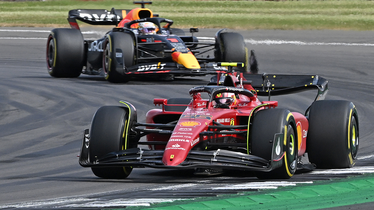 Carlos Sainz gana un Gran Premio increíble empañado por una espectacular caída (foto)